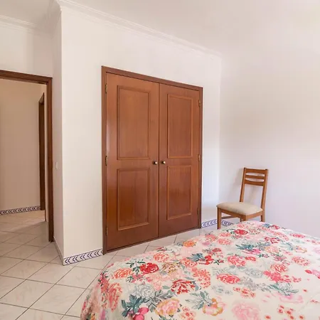 Appartement Marjoh Al *